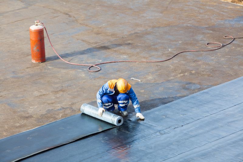 Local Flat Roof Sealing pros at work
